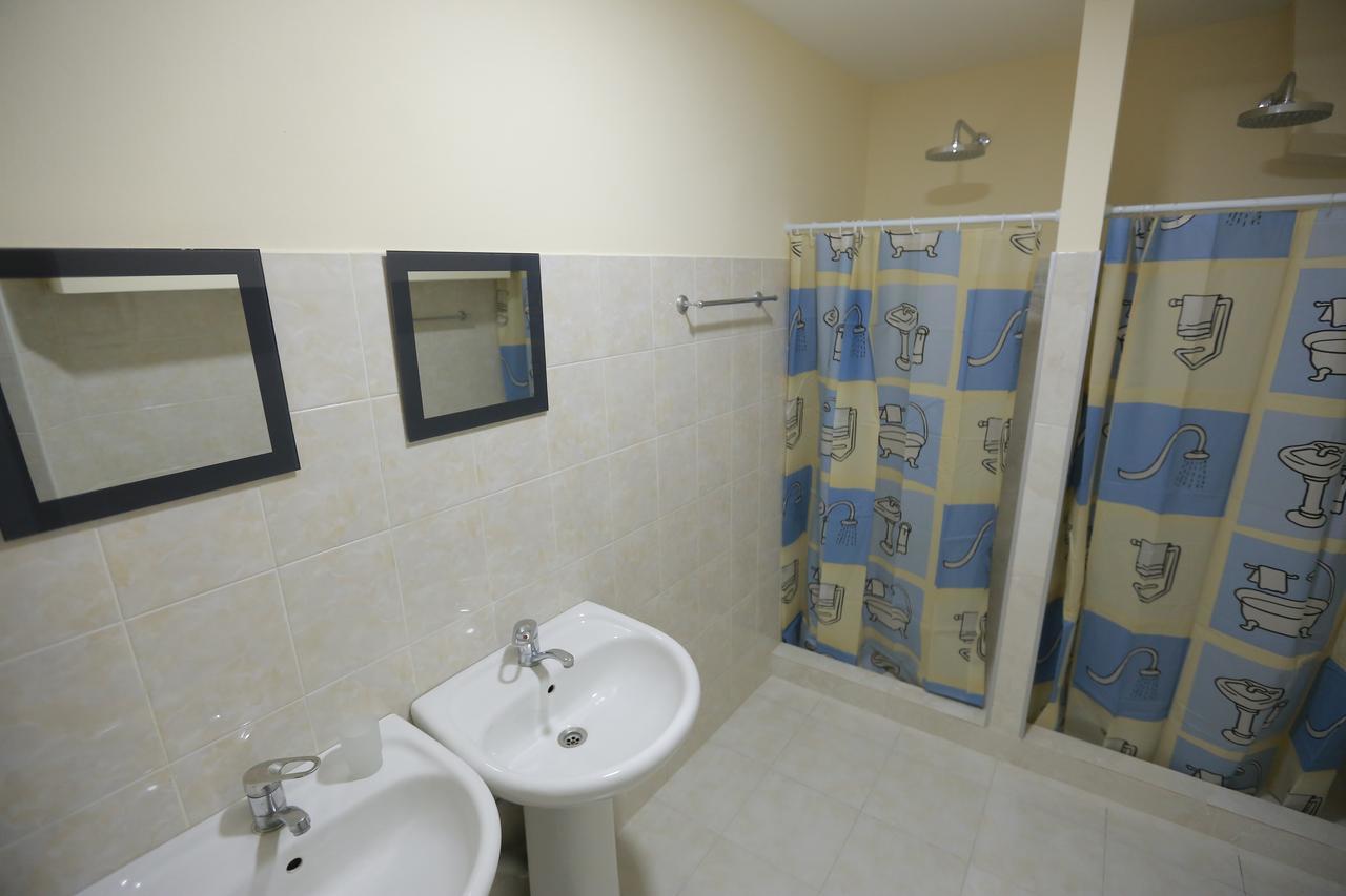 Midtown Hotel & Hostel Тбилиси Номер фото